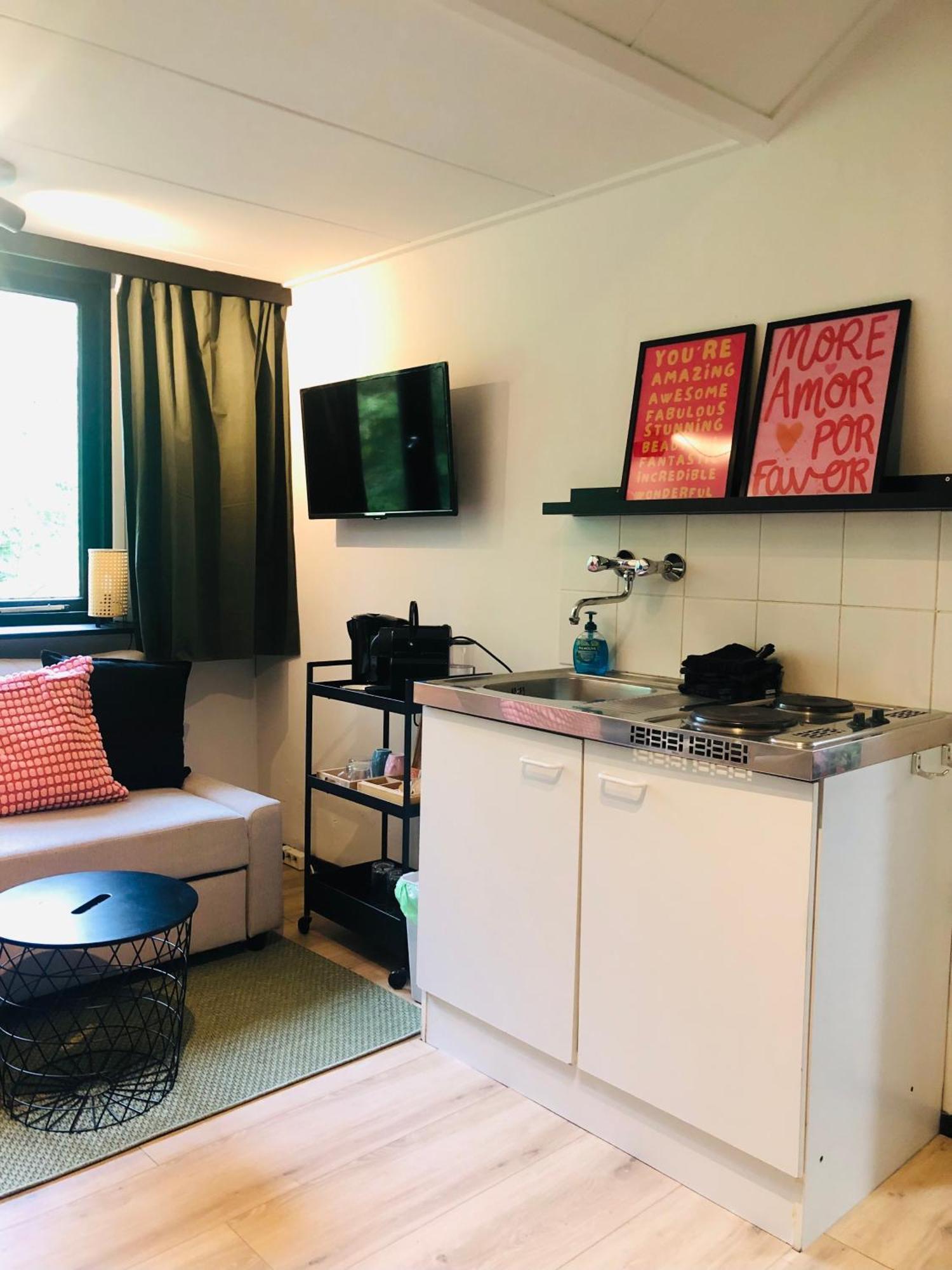 Zen Retreat - Free Private Parking! Apartamento Enschede Exterior foto