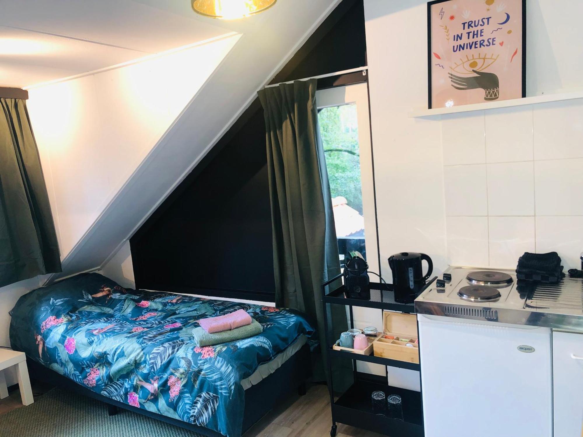 Zen Retreat - Free Private Parking! Apartamento Enschede Exterior foto