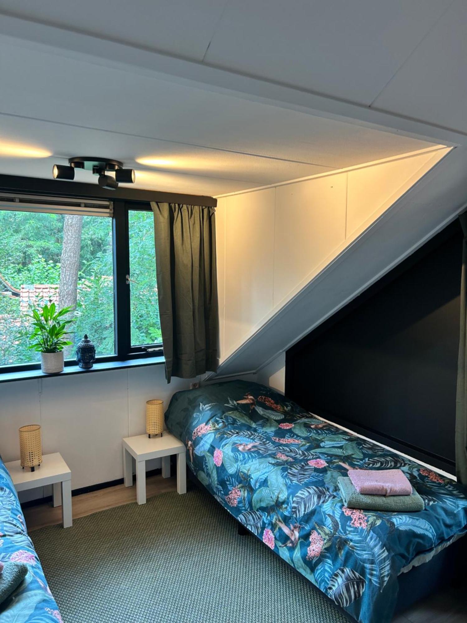 Zen Retreat - Free Private Parking! Apartamento Enschede Exterior foto